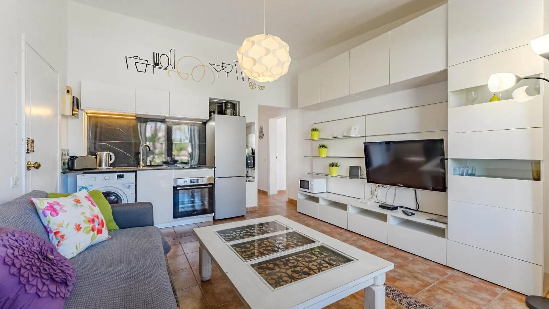Apartment Near The Ocean And Sun Terrace Playa de las Americas  0*, Playa de las Americas (Tenerife)